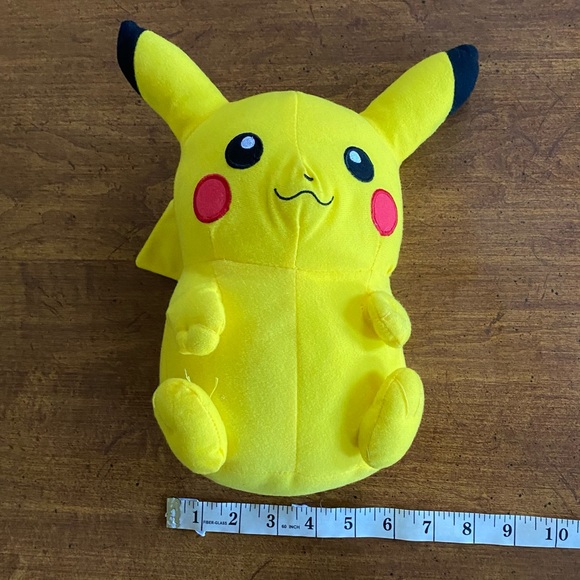 Pokémon Pikachu Plush Stuffed Animal - Picture 5 of 6